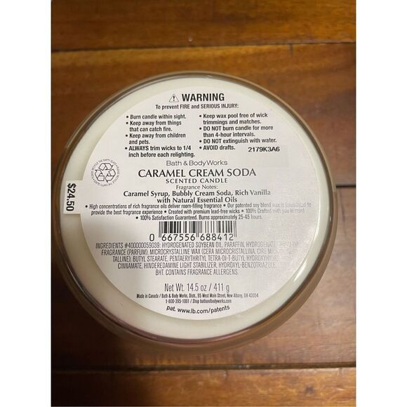 NWT Bath & Body Works Caramel Cream Soda 3 Wick Candle - Picture 2 of 4